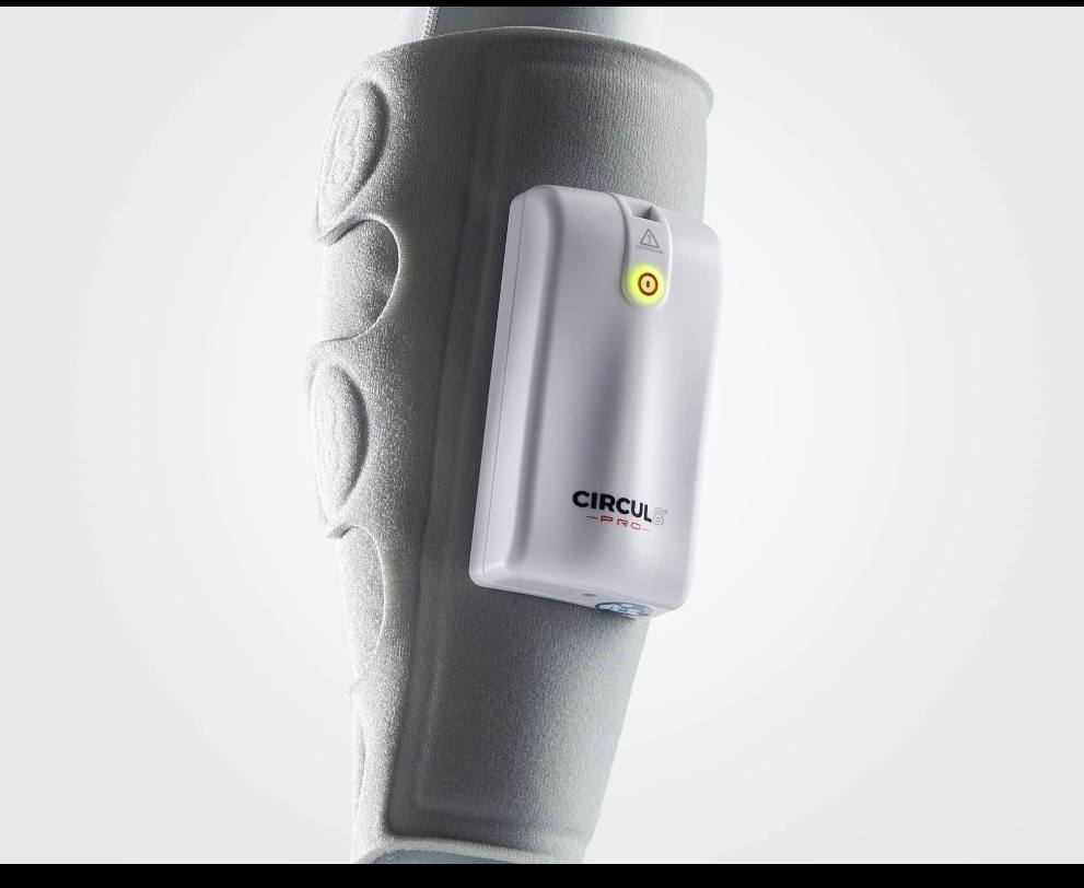 دستگاه پیشگیری از لخته خون Circul8 Pro | سیستم فشرده‌سازی قابل حمل DVT