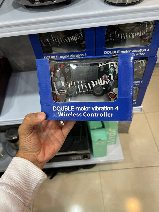 🎮 دسته بازی بیسیم طرح PS4 با ویبره دوگانه | Wireless Controller